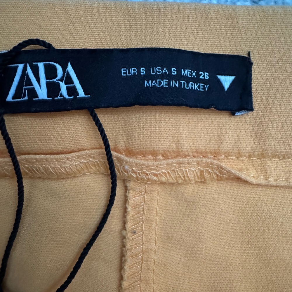 Zara Women's Canary Yellow Flared Leg Pants Trousers Size Small - Picture 4 of 7